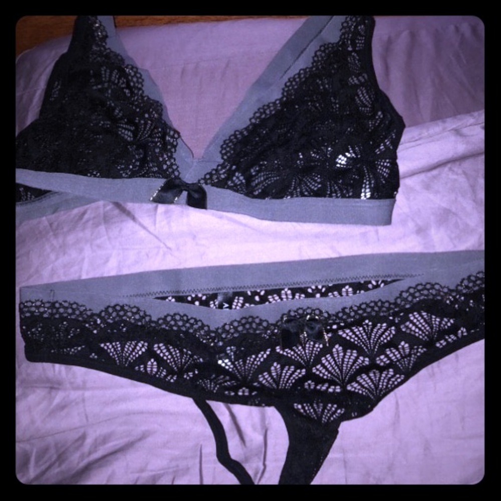 NEVER BEEN WORN bra and underwear set
